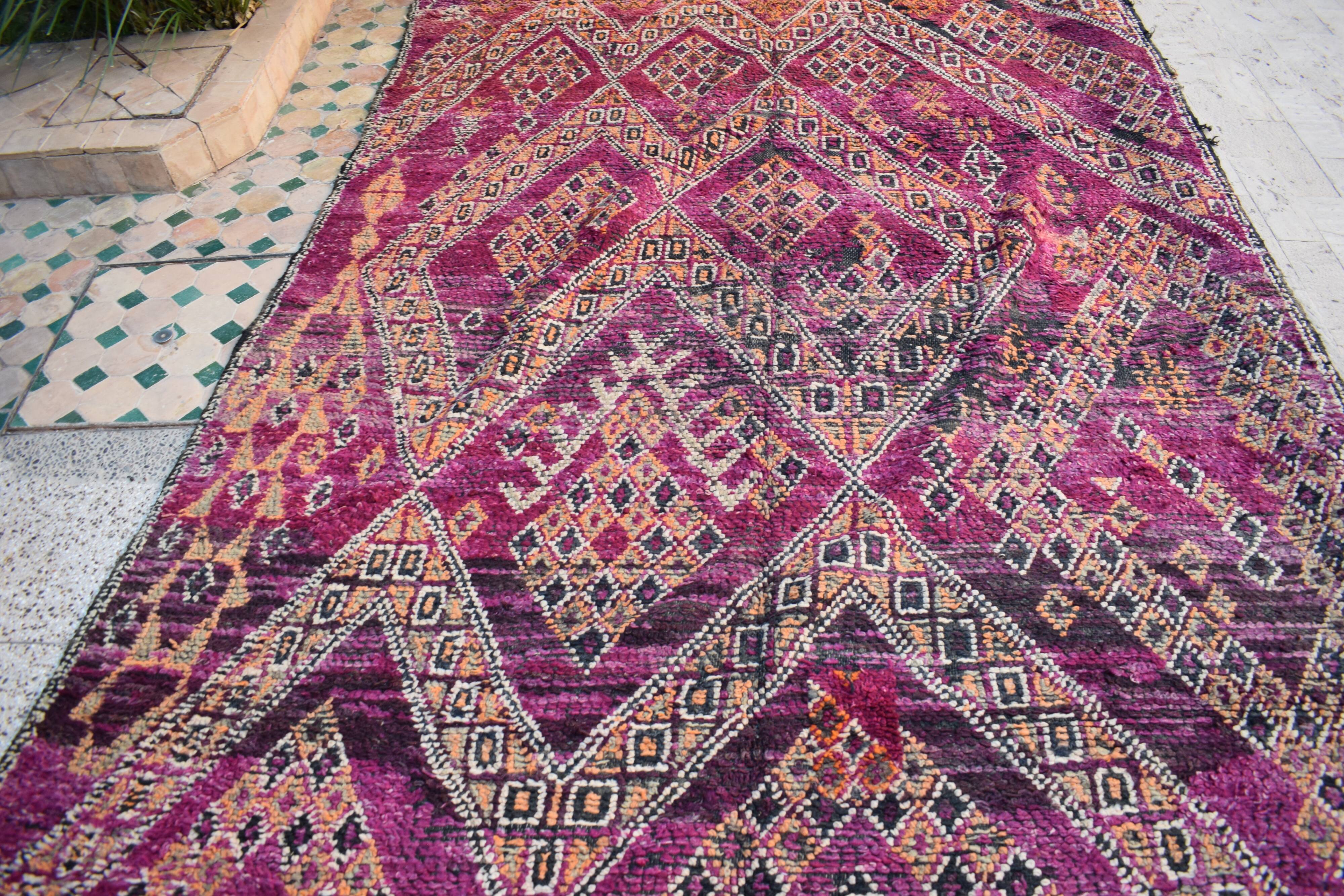 Vintage moroccan berber rug, 290x190 cm