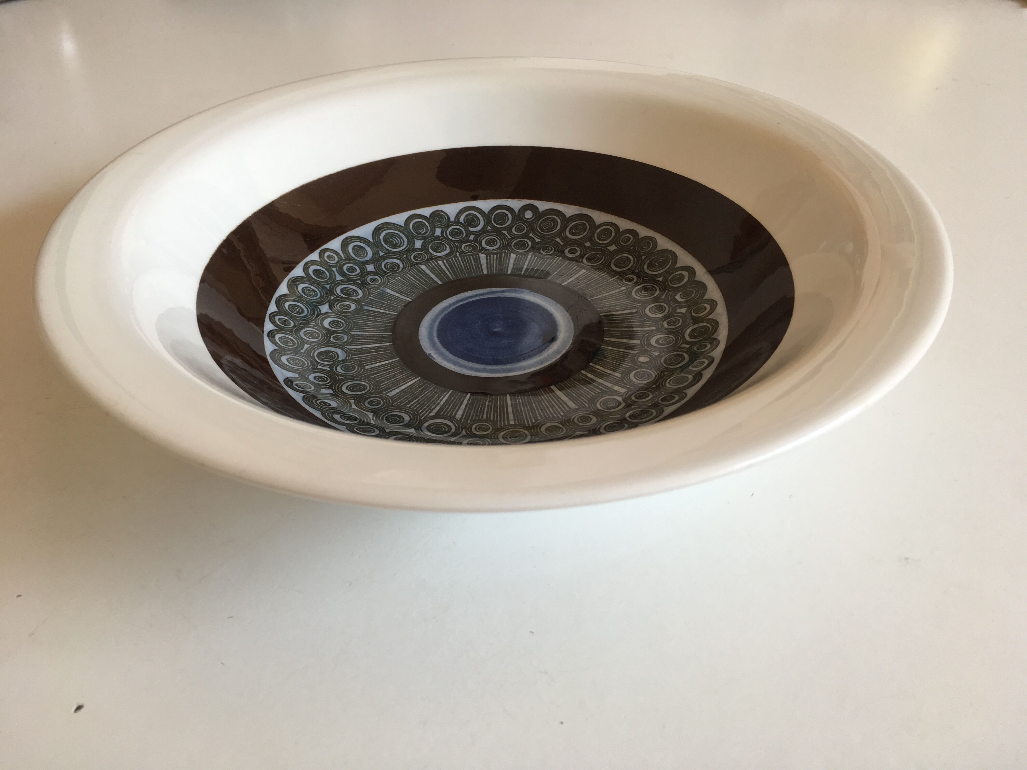 Amanda modernist hollow plate by Rorstrand Sweden 1972