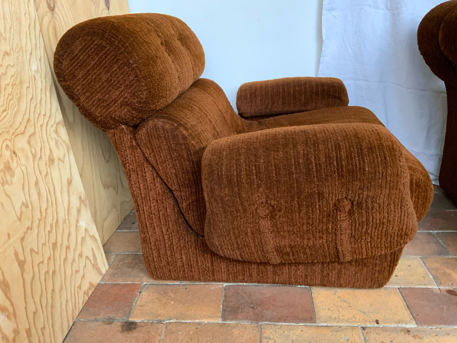 Paire de fauteuils 70s
