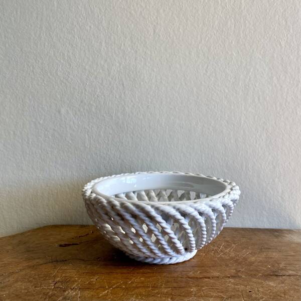 Braided ceramic bowl