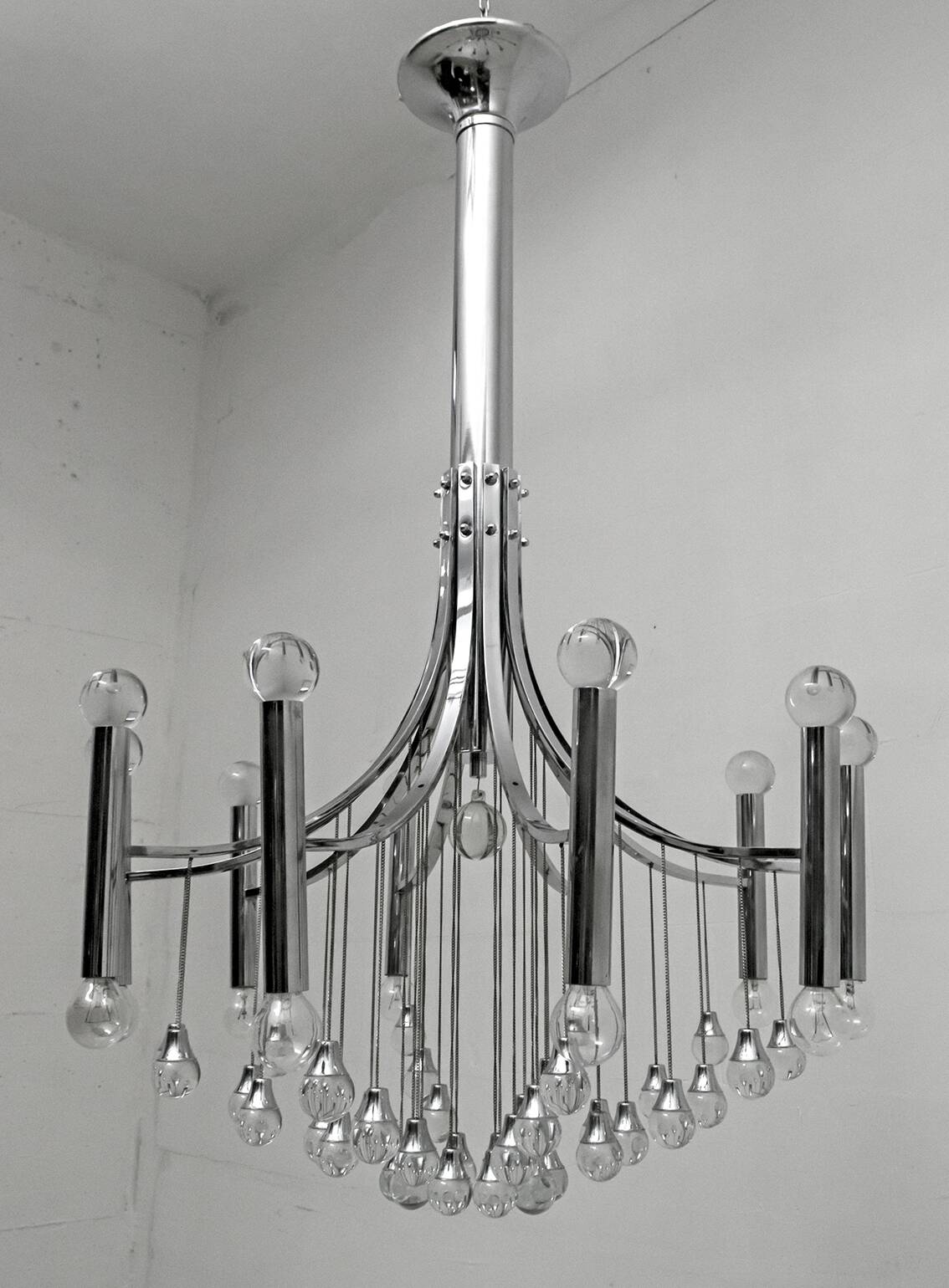 Mid-Century Modern Italian Chrome and Glass Chandelier, 1970
