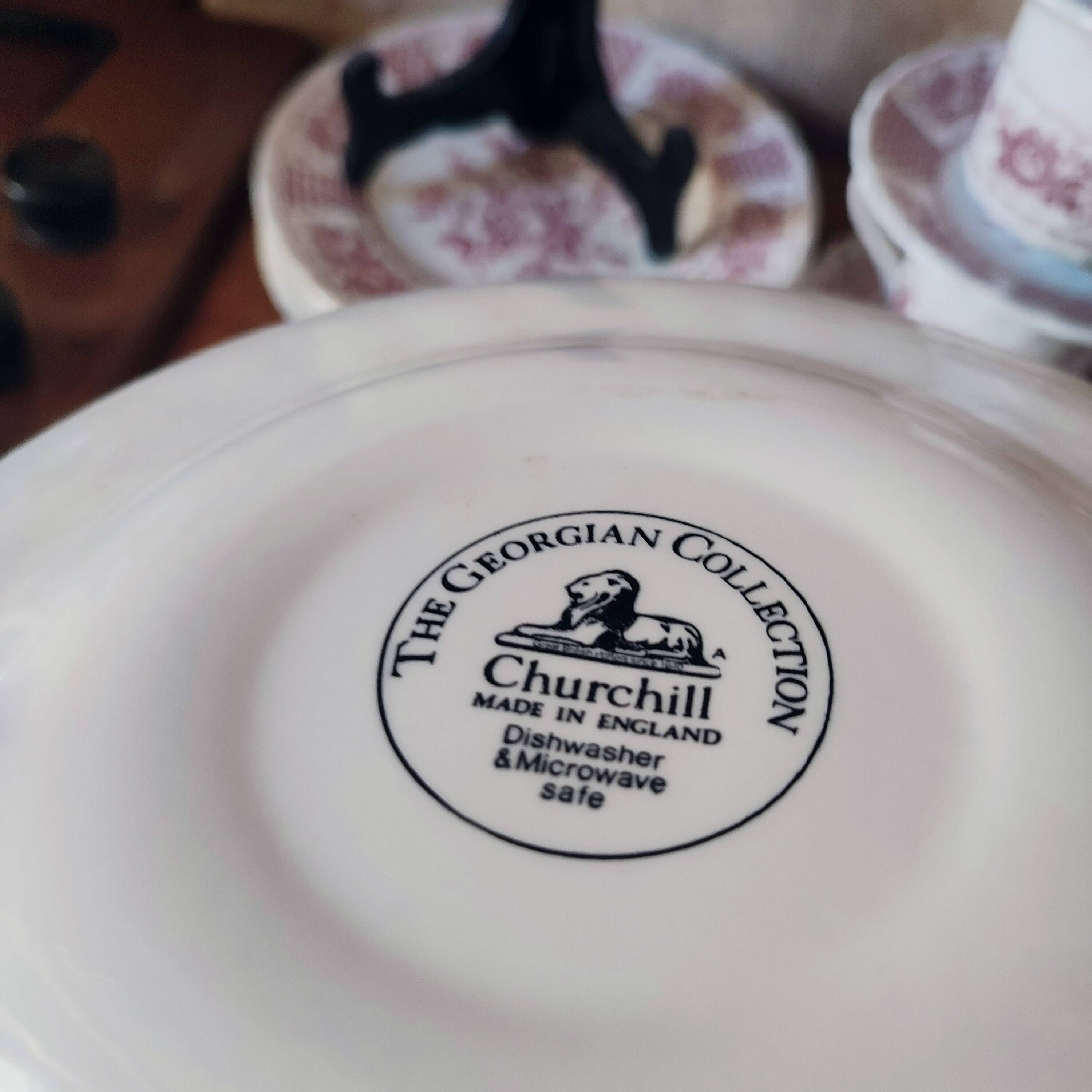 Churchill 24-piece earthenware dessert service, the Georgian collection