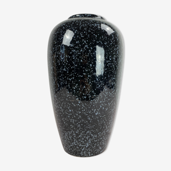 Large black and white speckled vase