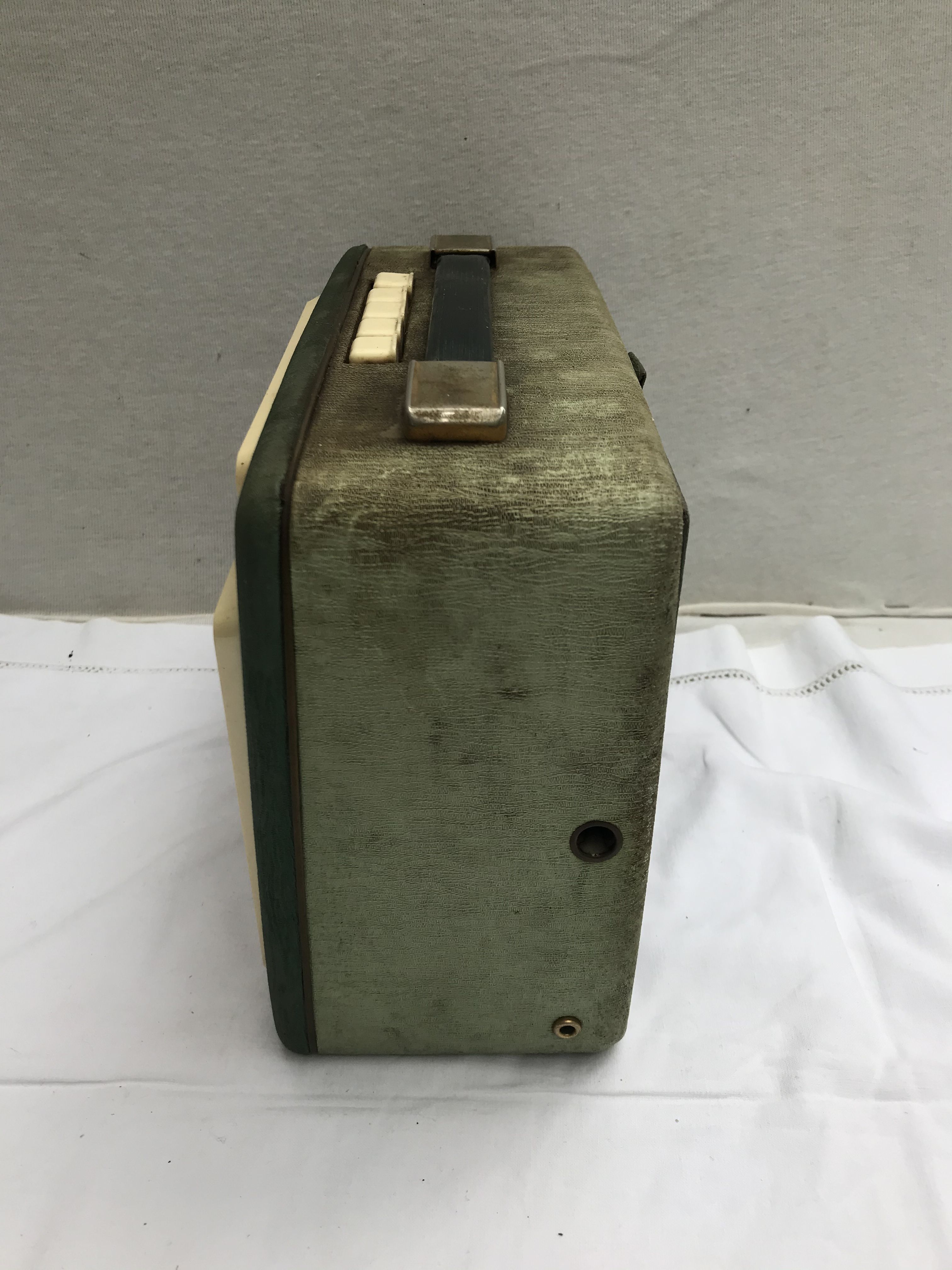 Radio Bambistor bois vinyle vert bakélite blanc vintage