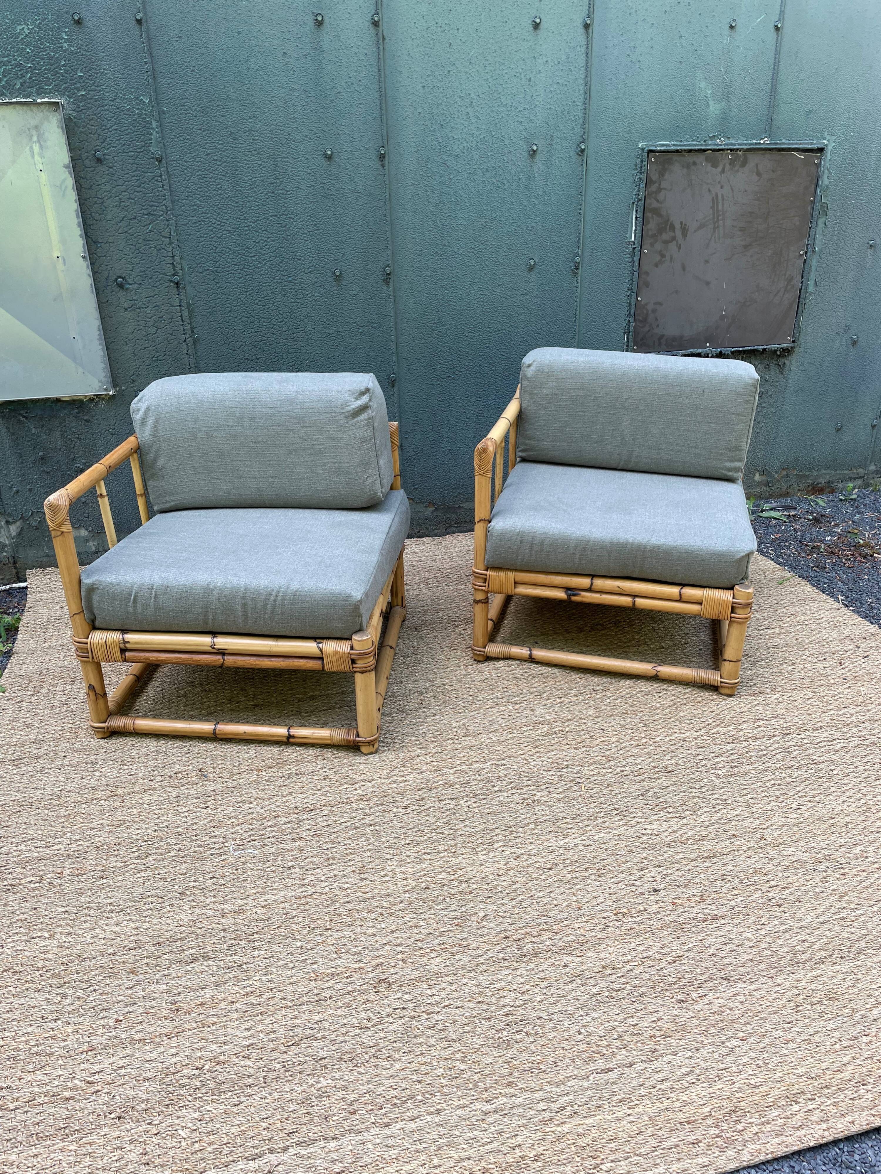 Paire de fauteuils en rotin vintage