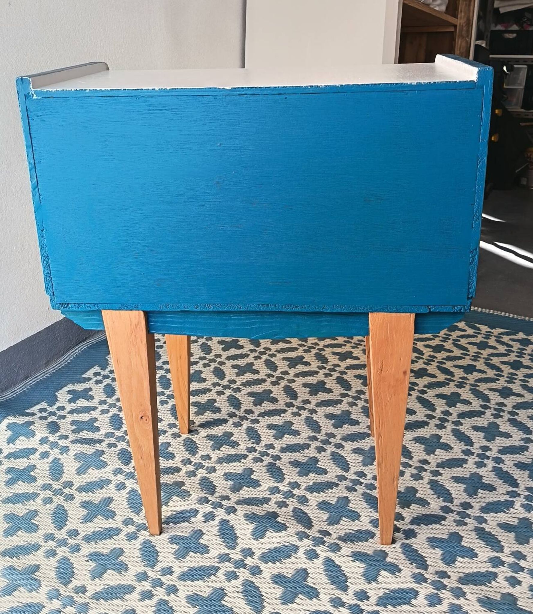 Bedside table