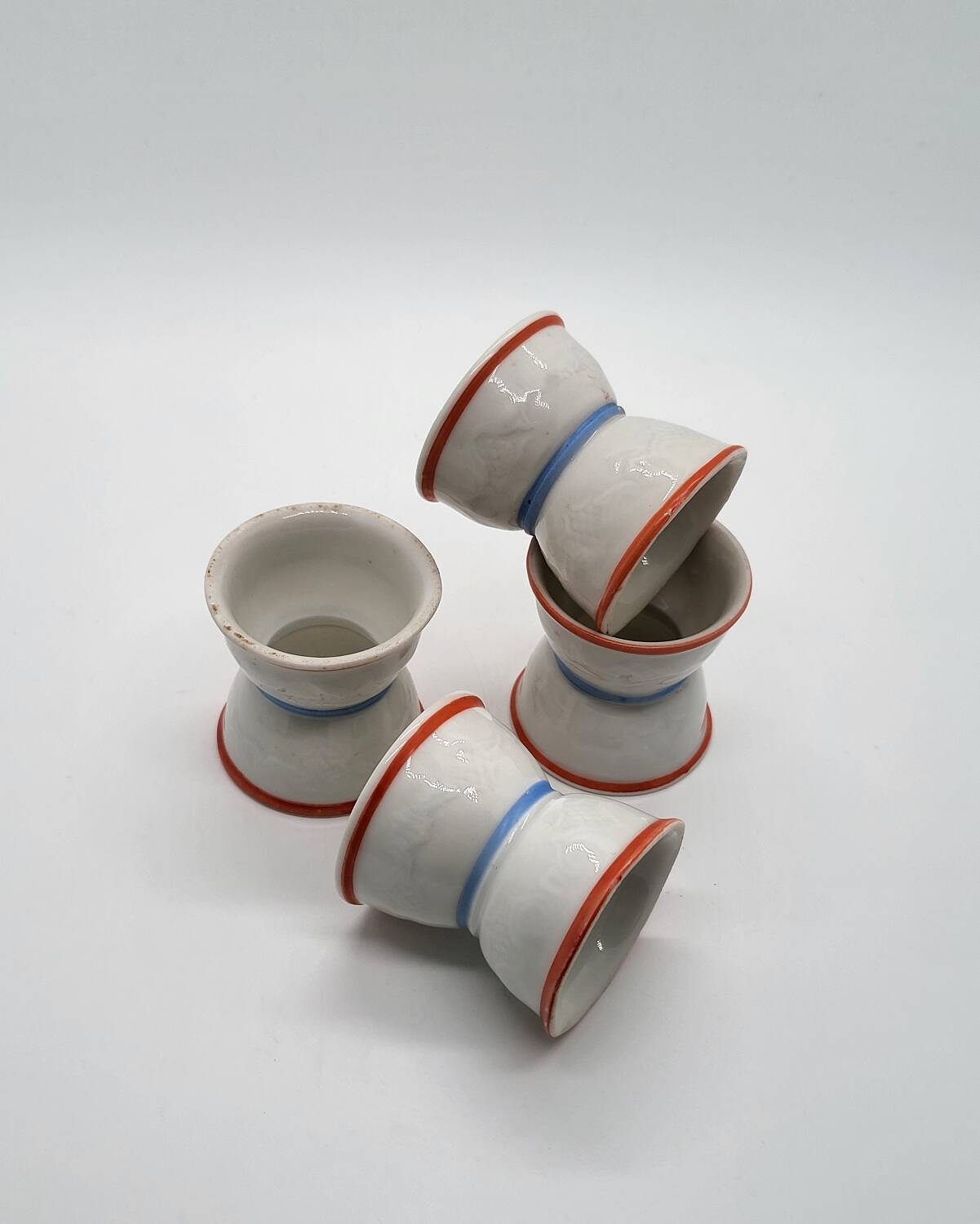 Porcelain diabolo egg cup, set of 4