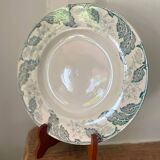 Old presentation dish, Saint Amand