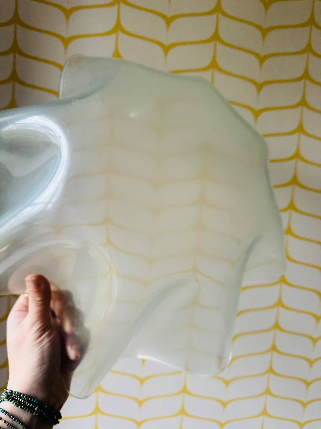Guzzini vase in plexiglass, 1970