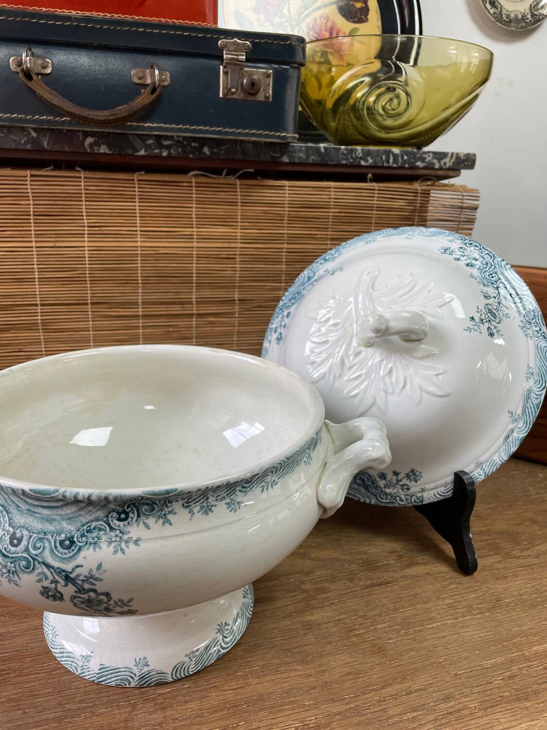 St-Amand soup tureen A. Lebacqz & M. Bouchart Rocaille model