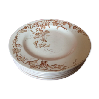 Set of 4 plates of old flat earth iron decor of vine leaf