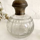 Set / Toiletries / Chiseled crystal bottles, 1920s