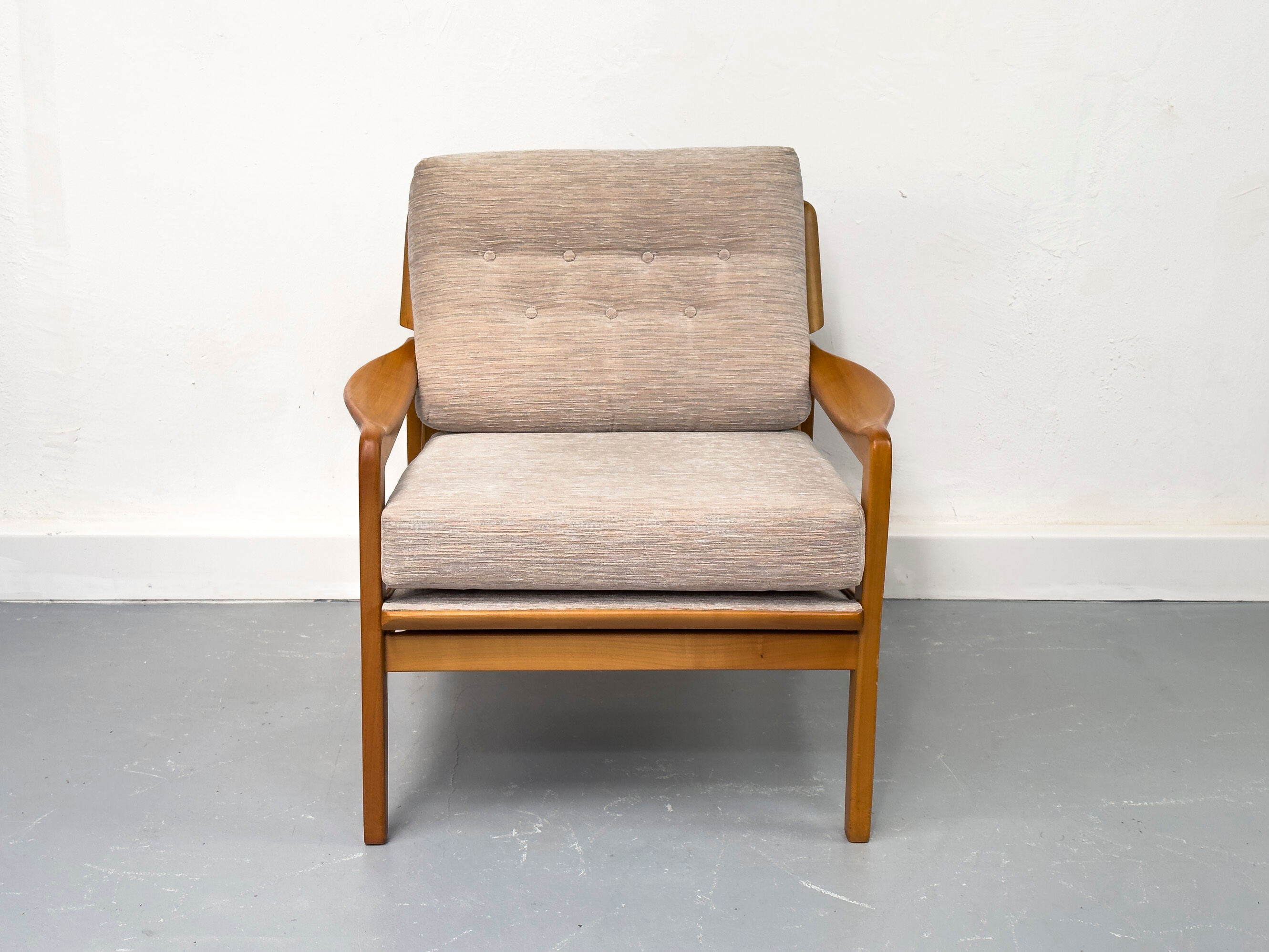 Paire de fauteuils, 1960s