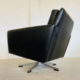 Vintage Danish swivel chair in black leather by Georg Thams
