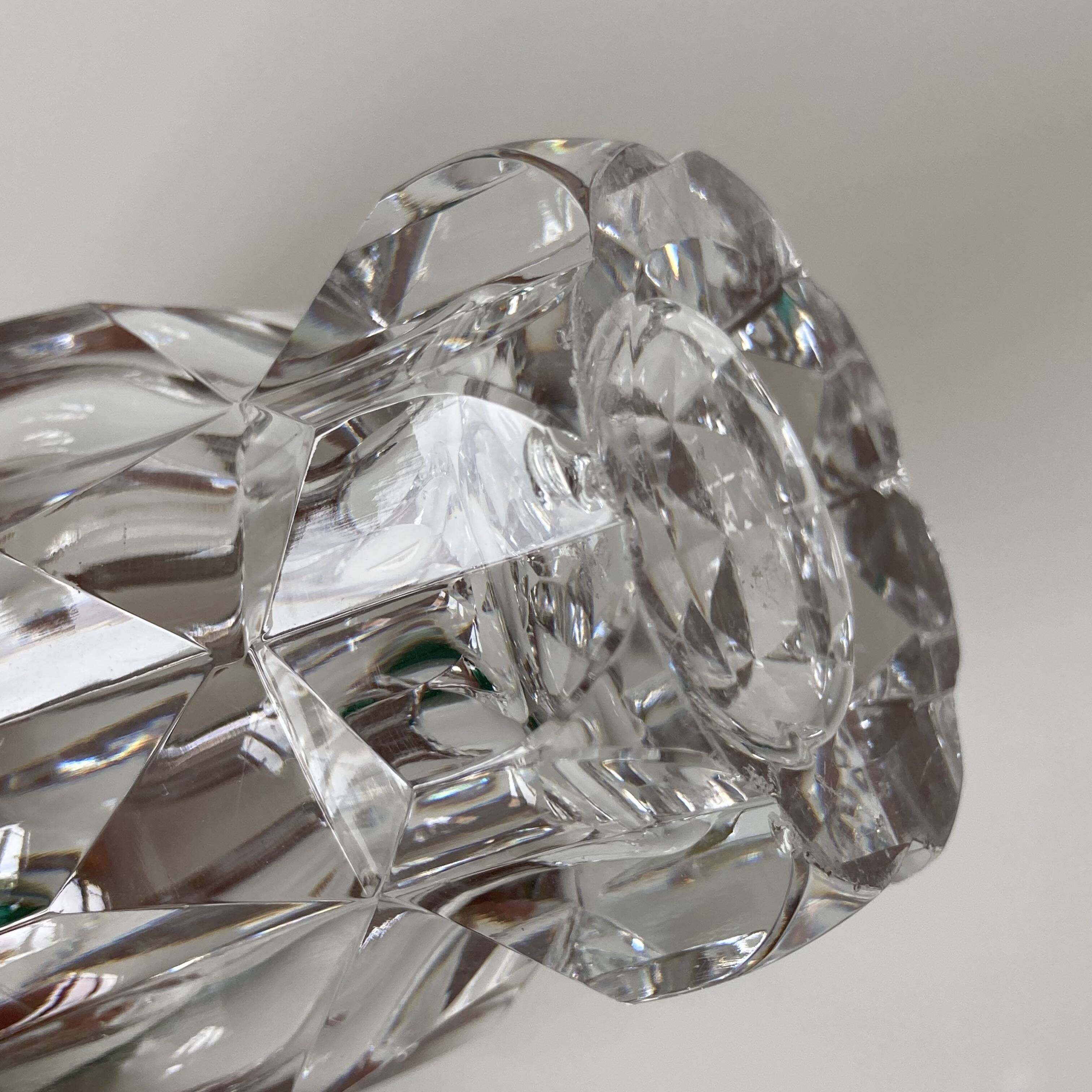 Colourless crystal vase from the Saint-Louis house, model from 1967.