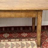 Farm table