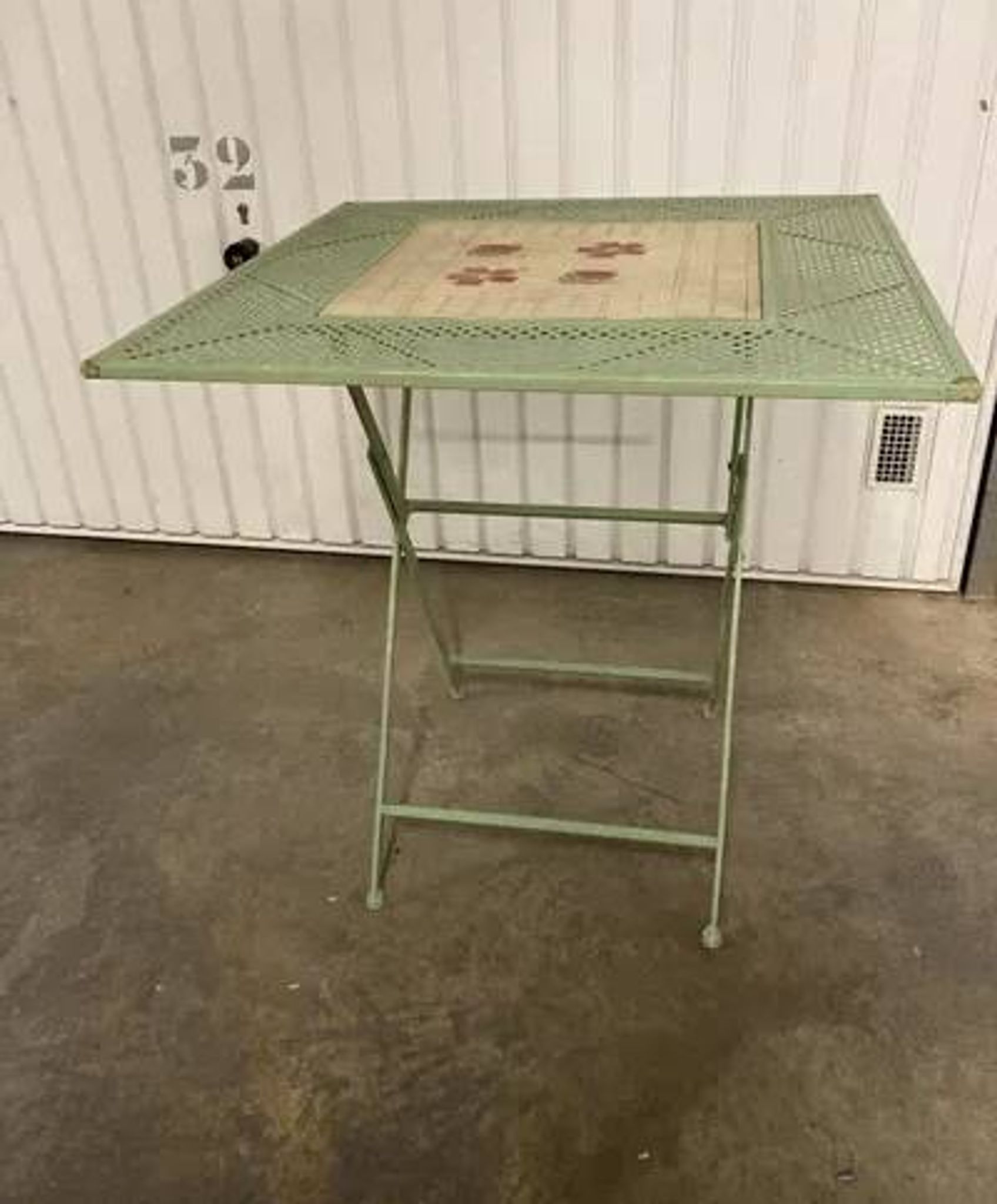 Table pliante vintage.