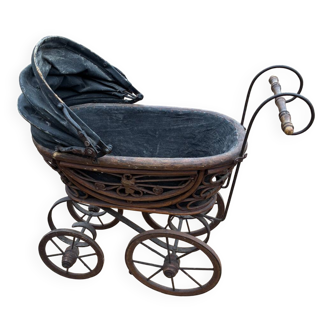 Doll's pram