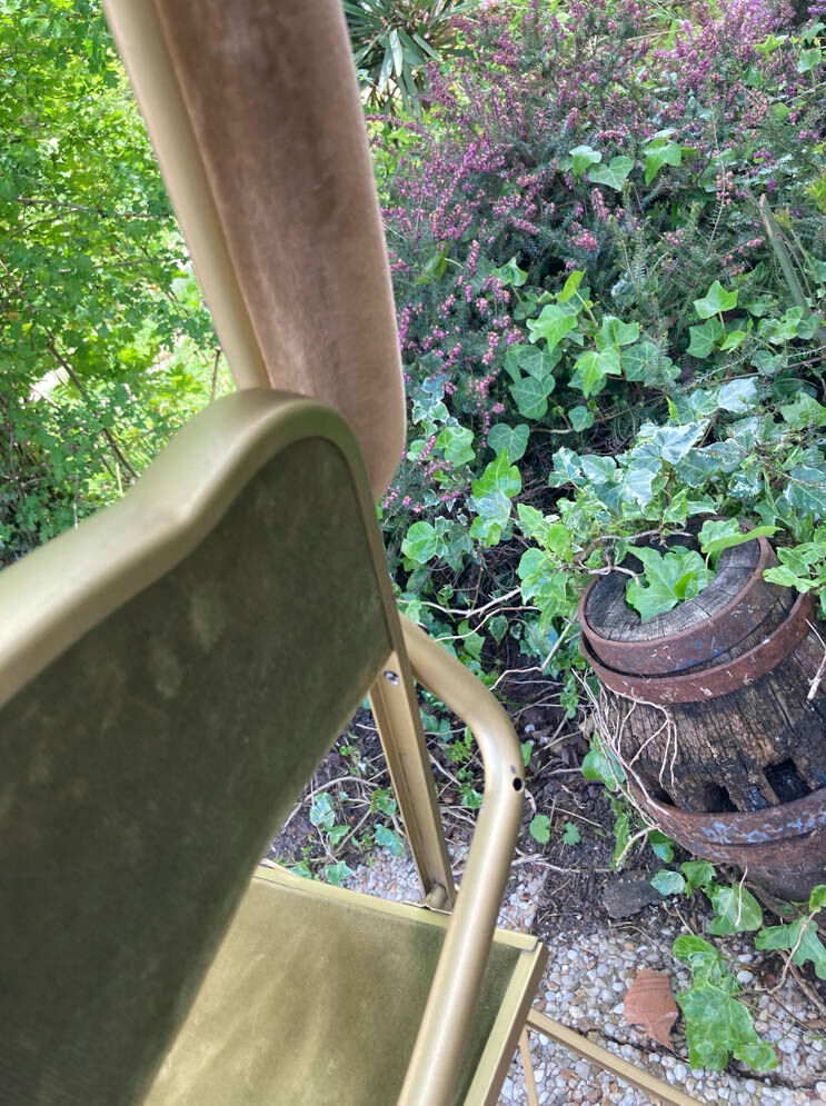 Set of 4 vintage folding armchairs in green velvet