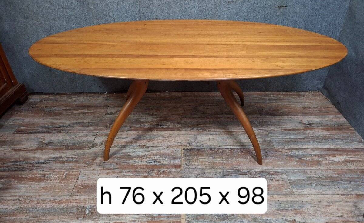 Oval dining table with organic design by Maurizio Marconato & Terr.