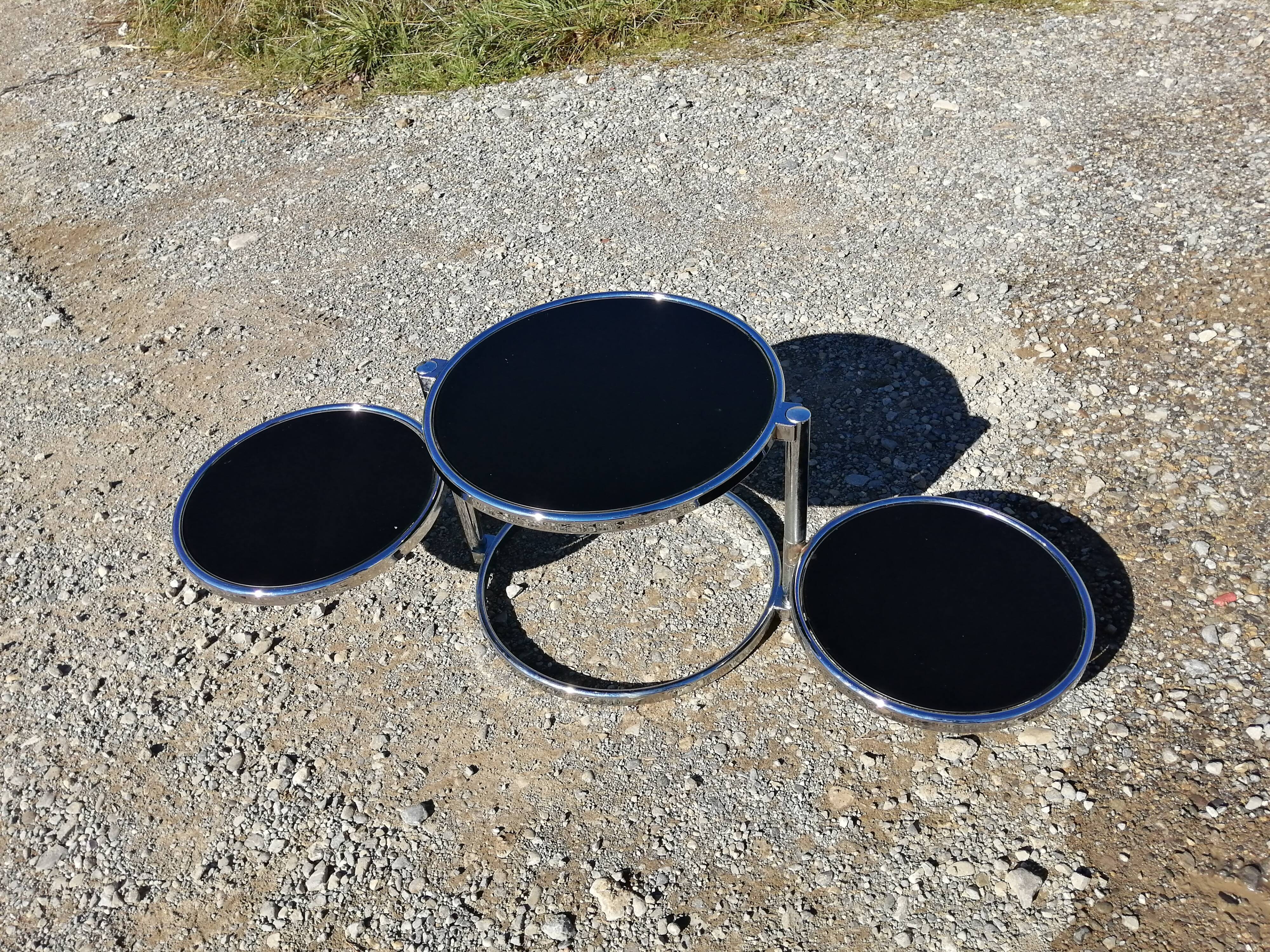 Vintage coffee table with 3 swivel trays - 80s