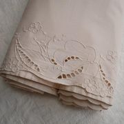 Drap broderie hirondelle, colori  rose"nude"
