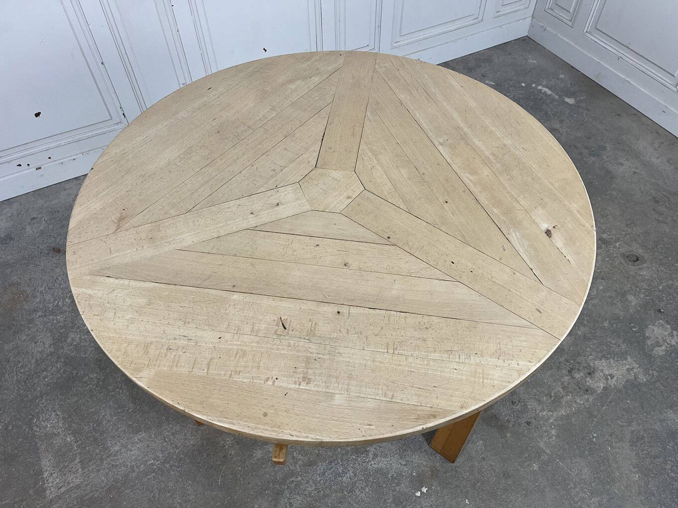 1960 tripod table in beech wood