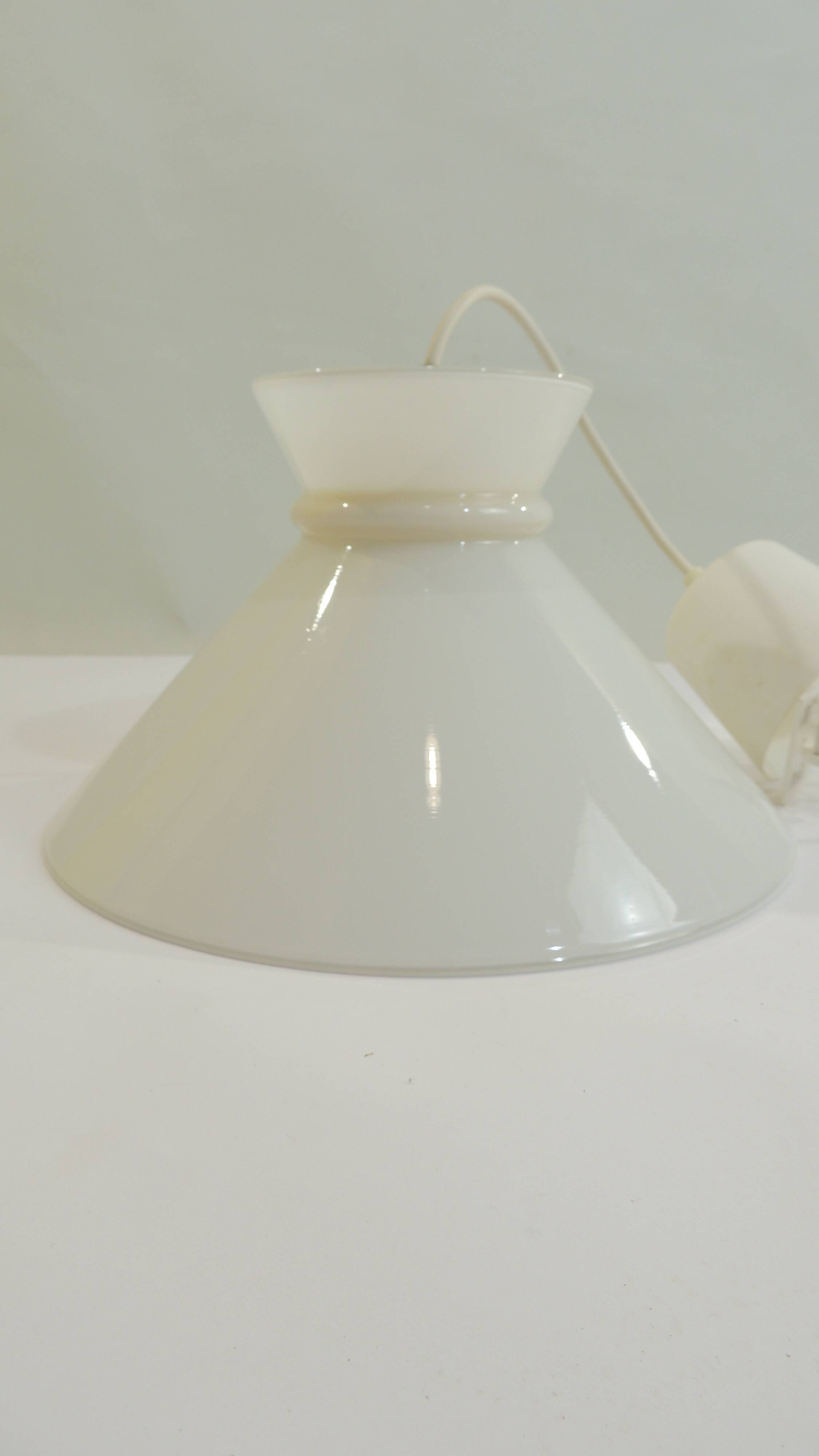 Suspension opaline blanche/vintage