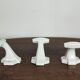 3 patères en porcelaine blanche