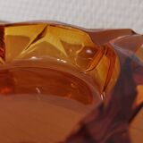 2 vintage luminarc amber star ashtrays from the 1970s