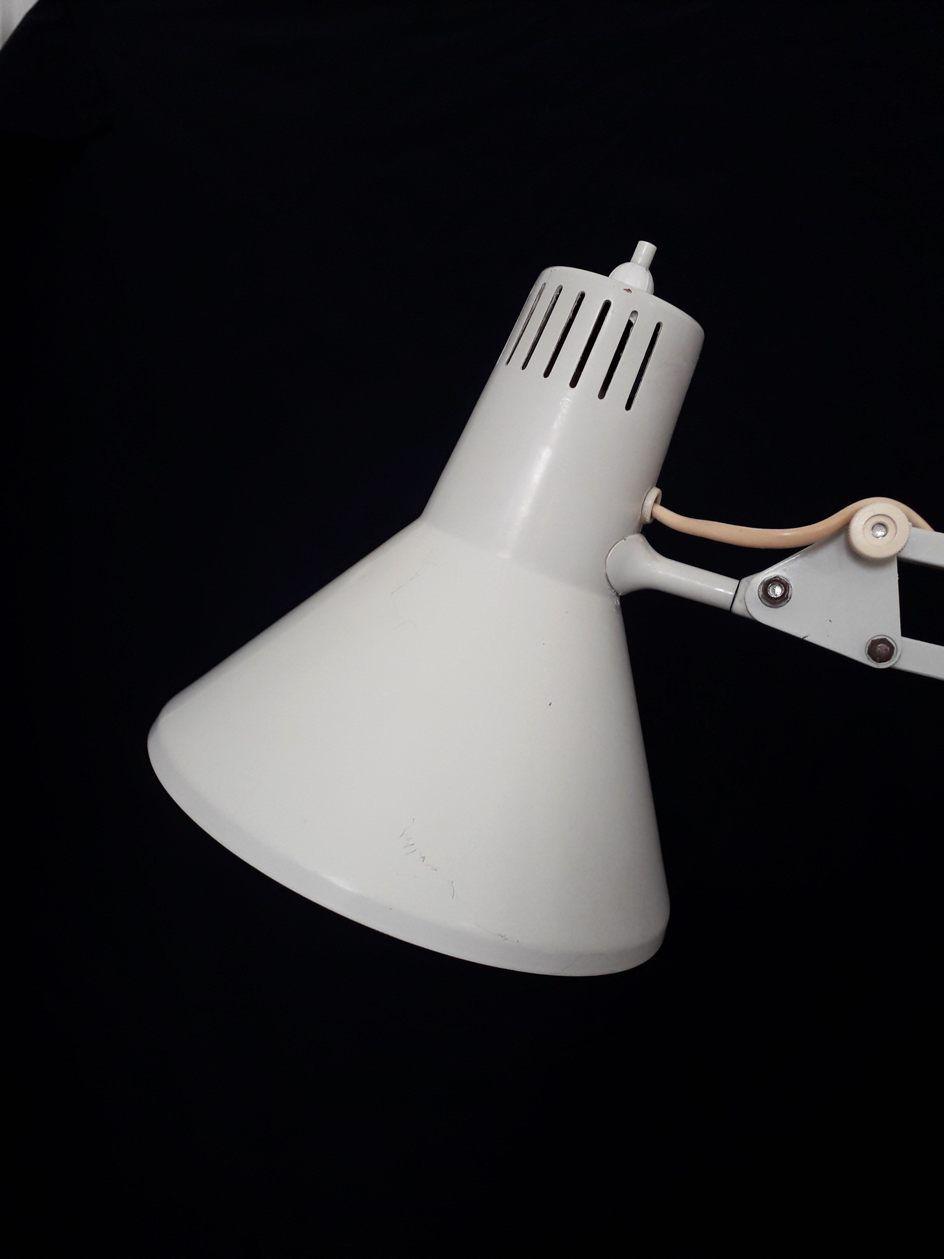 Architect's articulated lamp - 2 arms - Beige lacquered metal - 1960