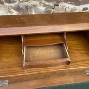 Bureau de pente scriban Dos d’Âne style Louis XV merisier 1970