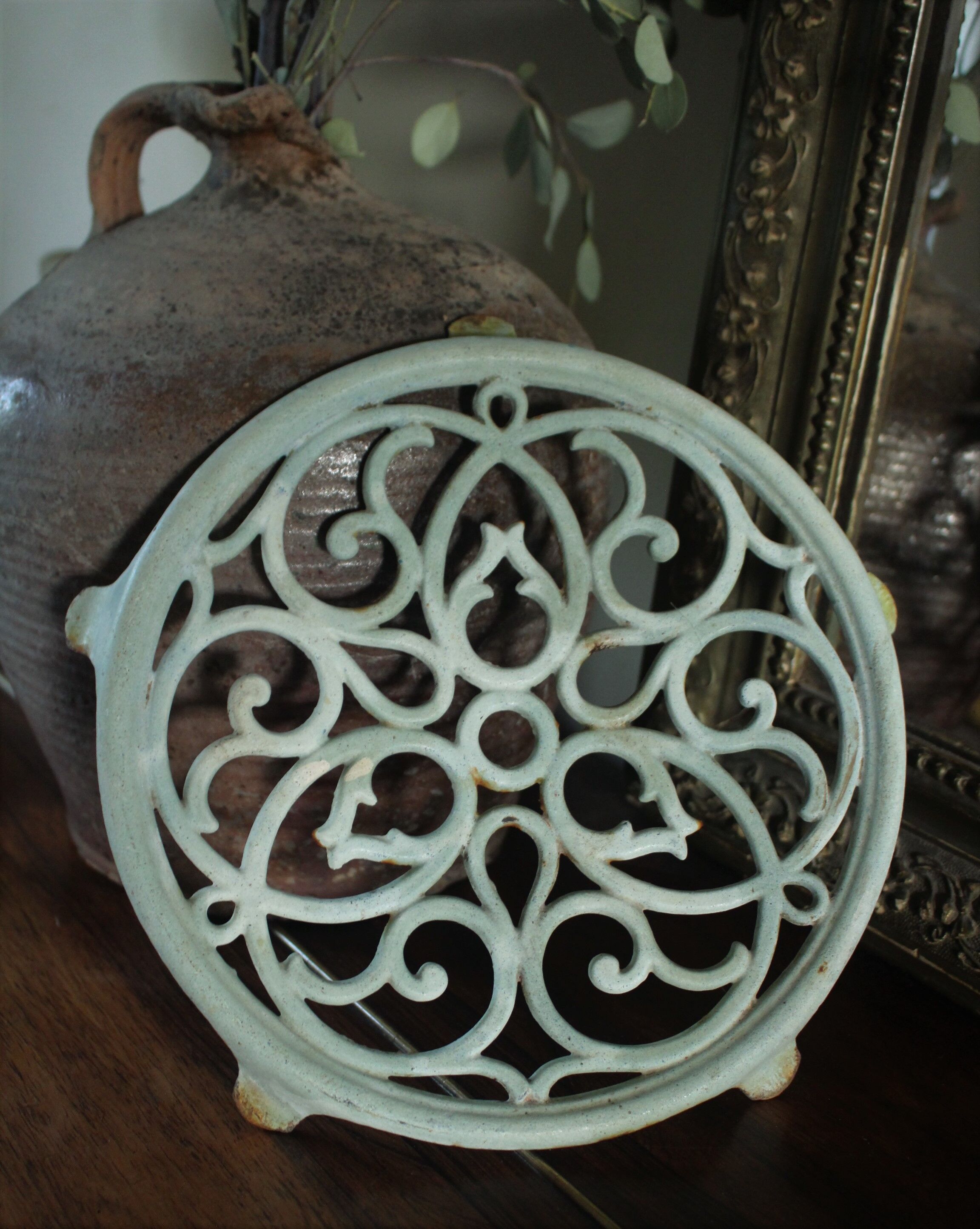 Round cast iron underside