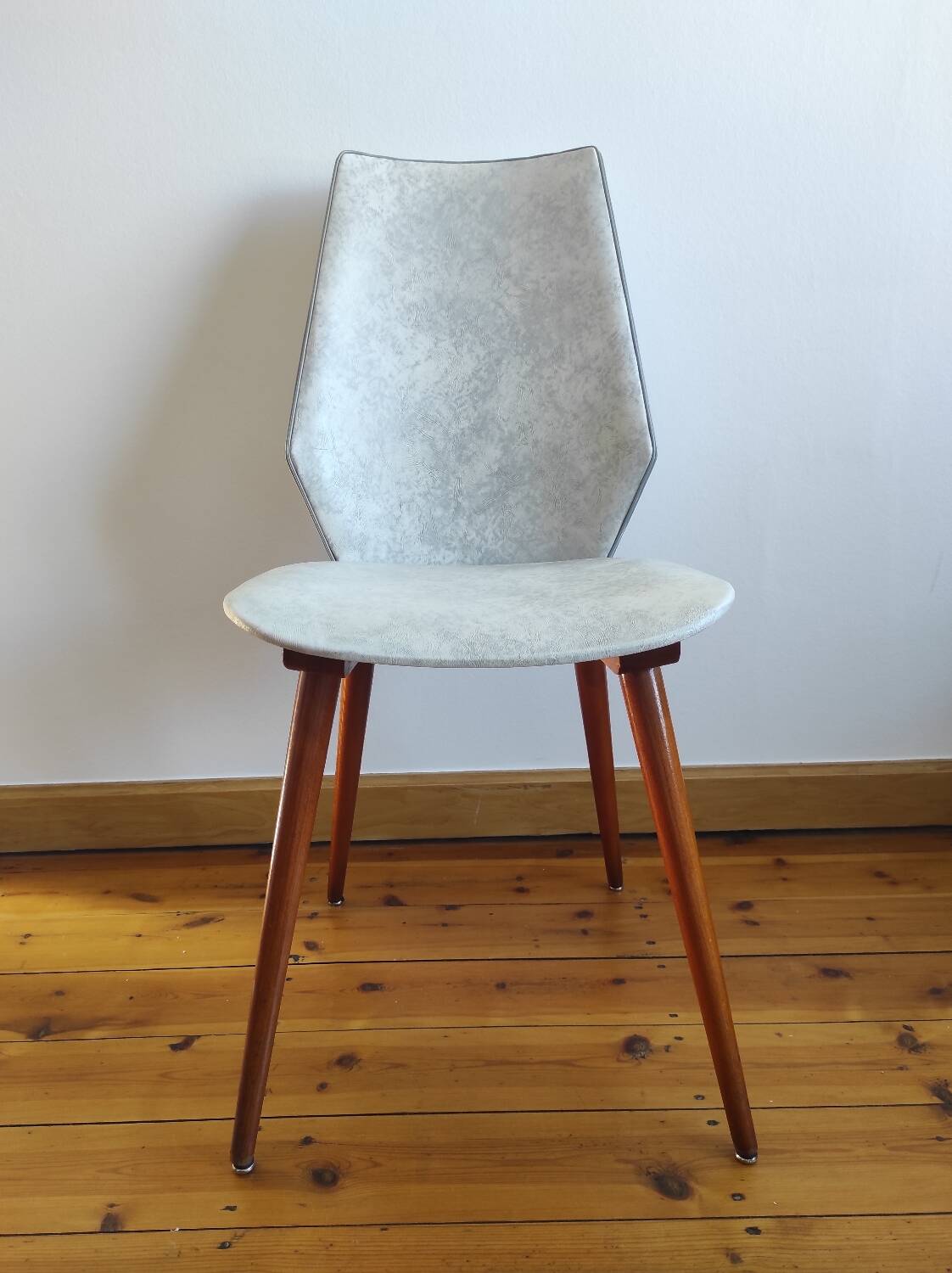 Set of 4 BAUMANN chairs from the 60s (model 840, Max Bill)