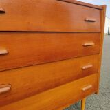 Vintage chest of drawers
