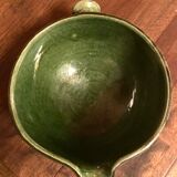 Bowl in green glazed earth