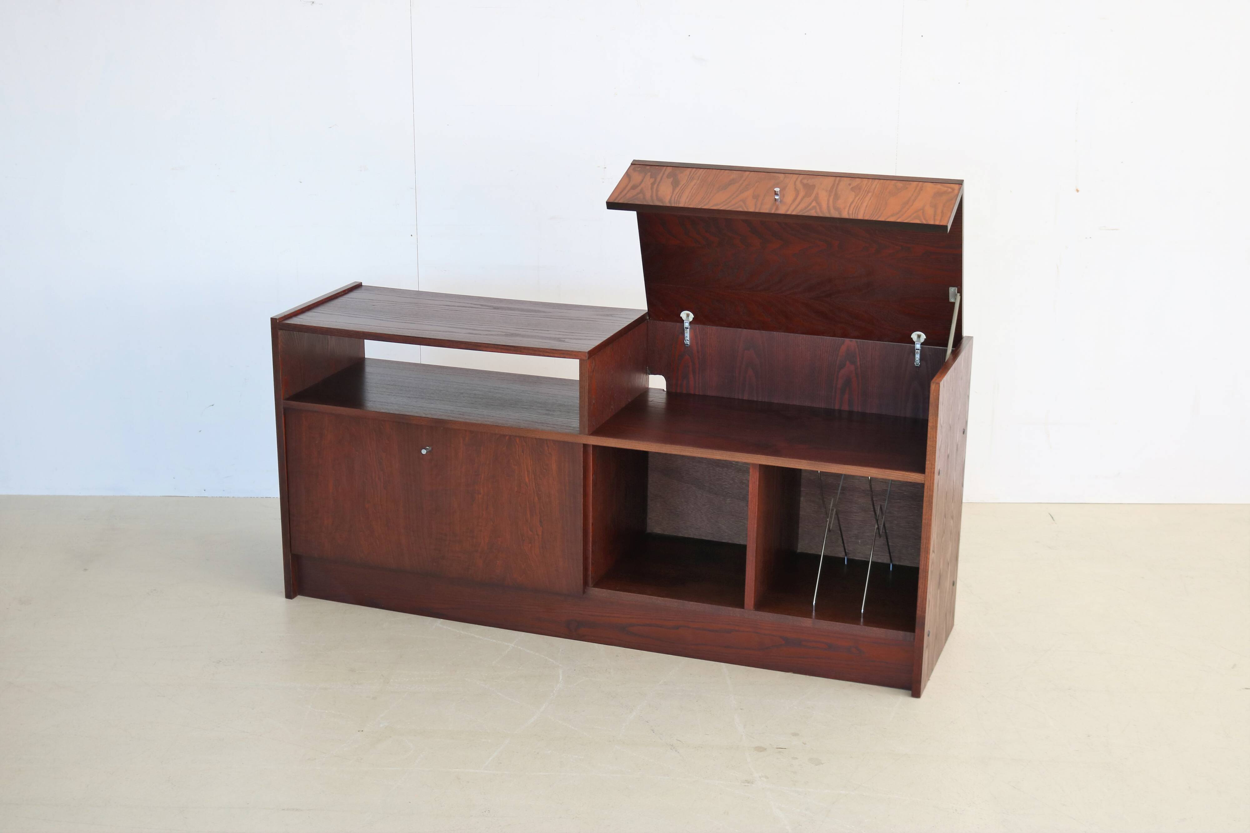 Buffet audio en palissandre vintage