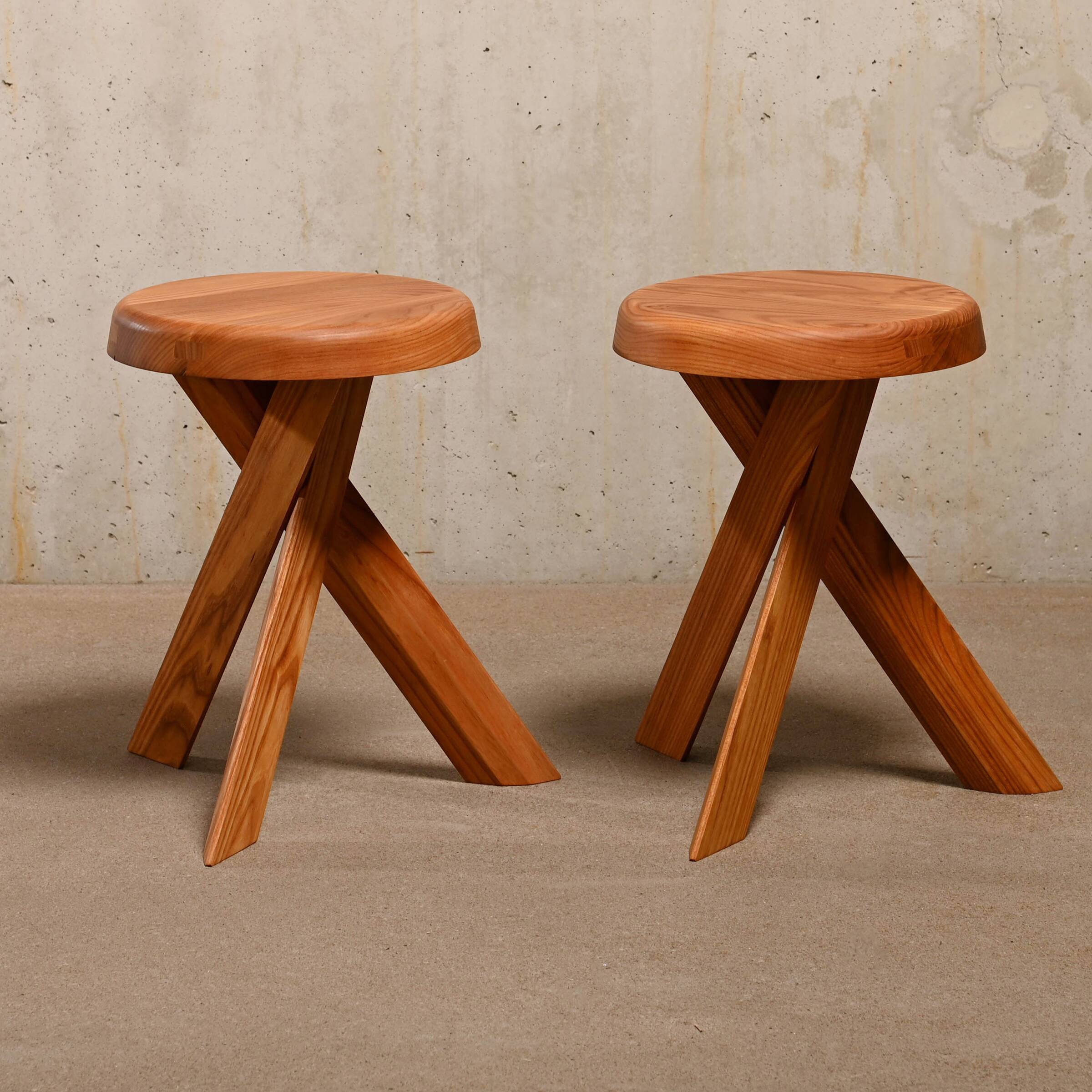 Pierre Chapo Stool S31 'Model A' in solid Elmwood, France