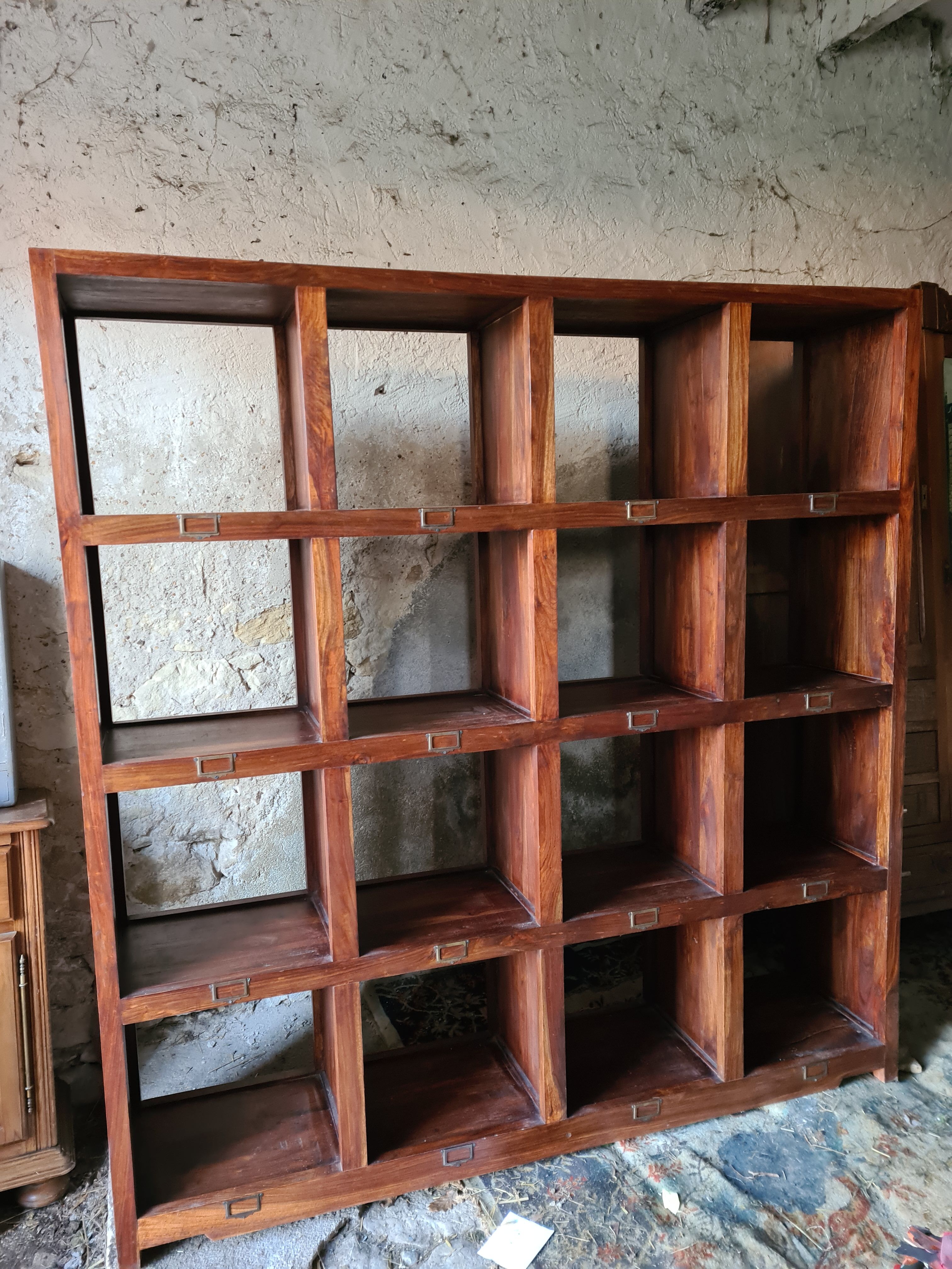 Workshop shelf