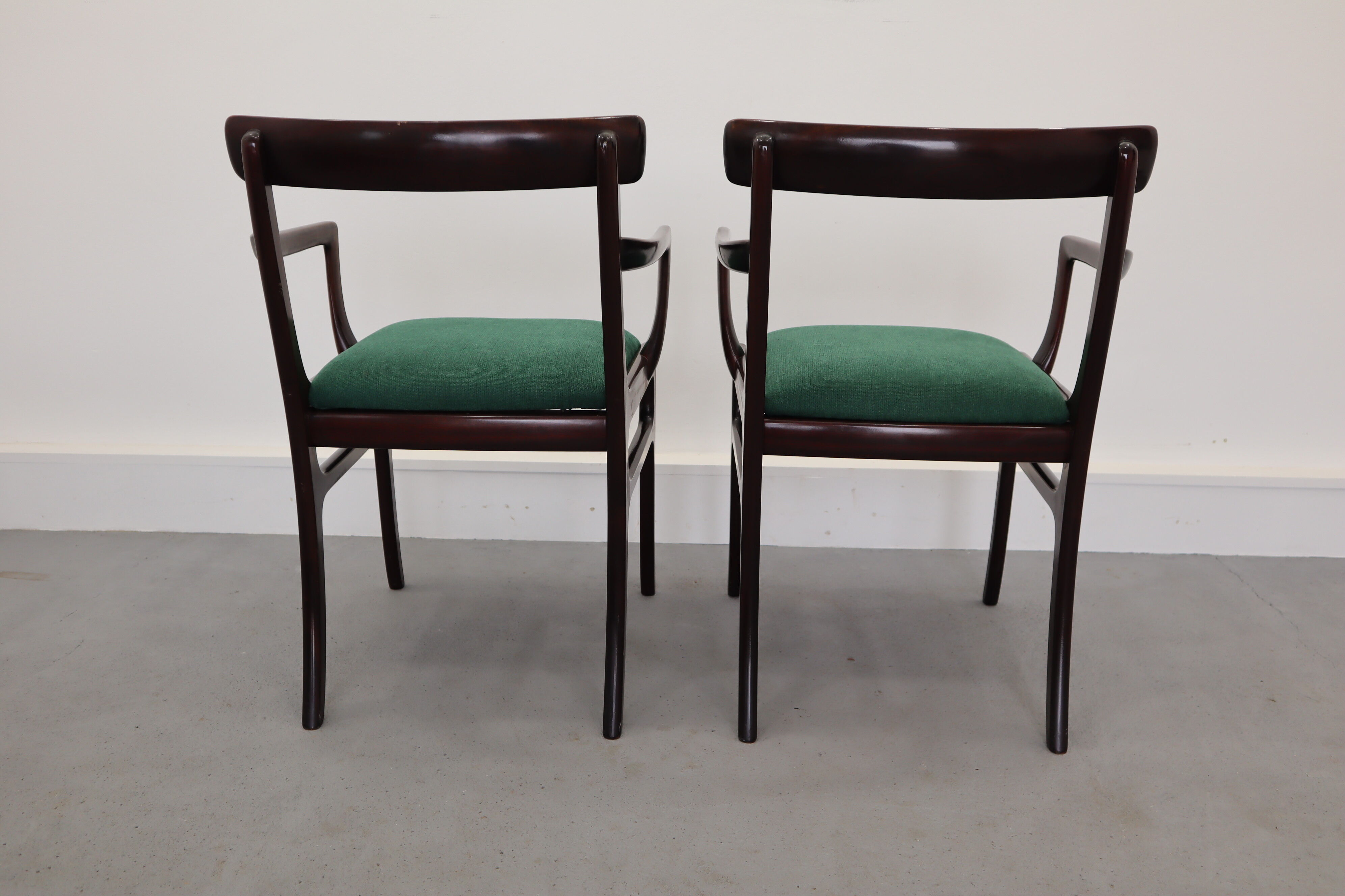 Chaises à manger danoise du milieu du siècle de Poul Jeppesens Møbelfabrik années 1960