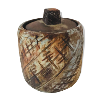 Alexander Kostande's ceramic box