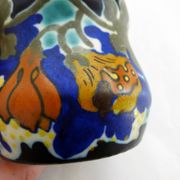 Small matte Art Deco vase / pot Regina Gouda