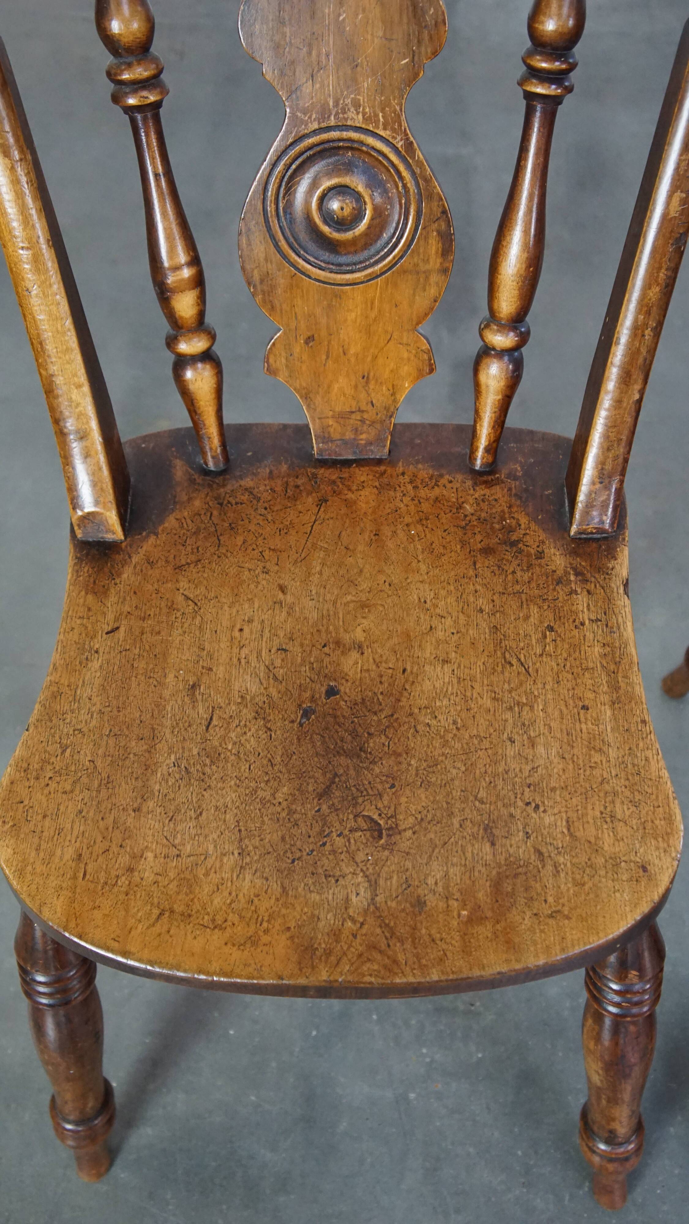 Set of 4 antique English dining chairs from the mid-19th century