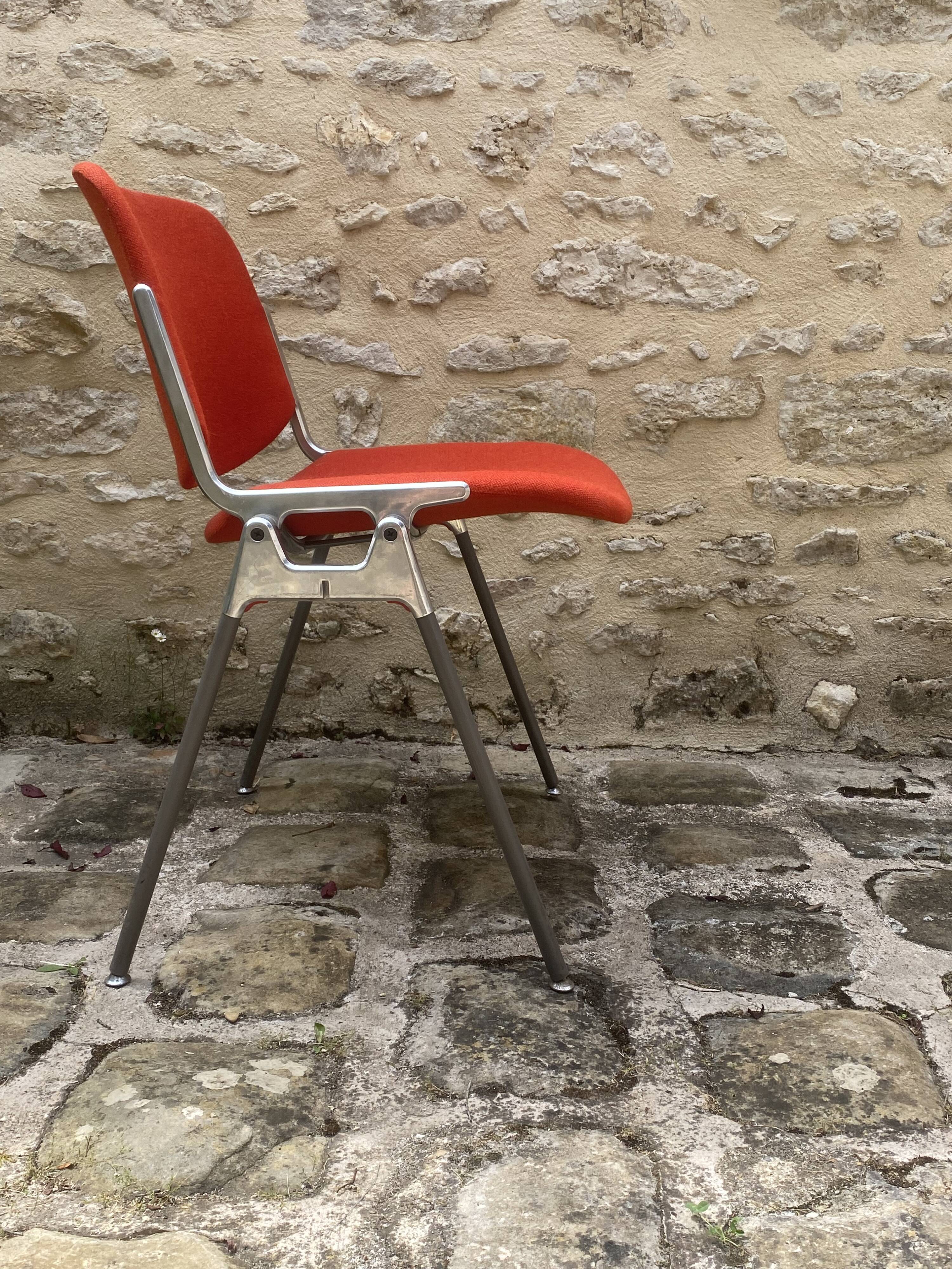 4 stackable chairs by Giancarlo Piretti DSC 106 for Anonima Castelli