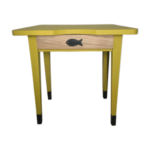 bureau d'écolier, d'enfant,