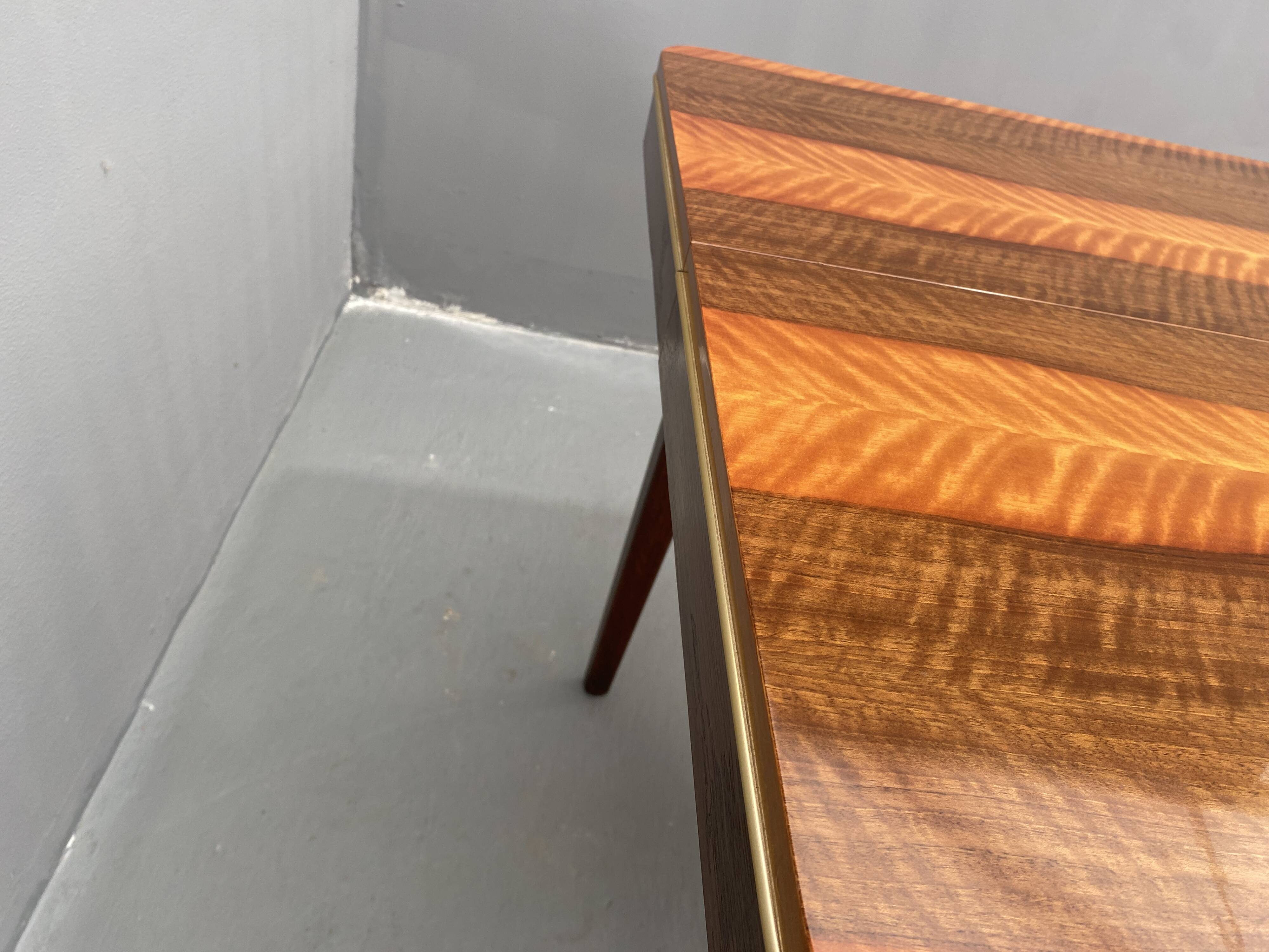 Table à manger extensible par Bohumil Landsman pour Jitona, années 1960