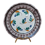 Old plate with brown border and flowers called black bottom