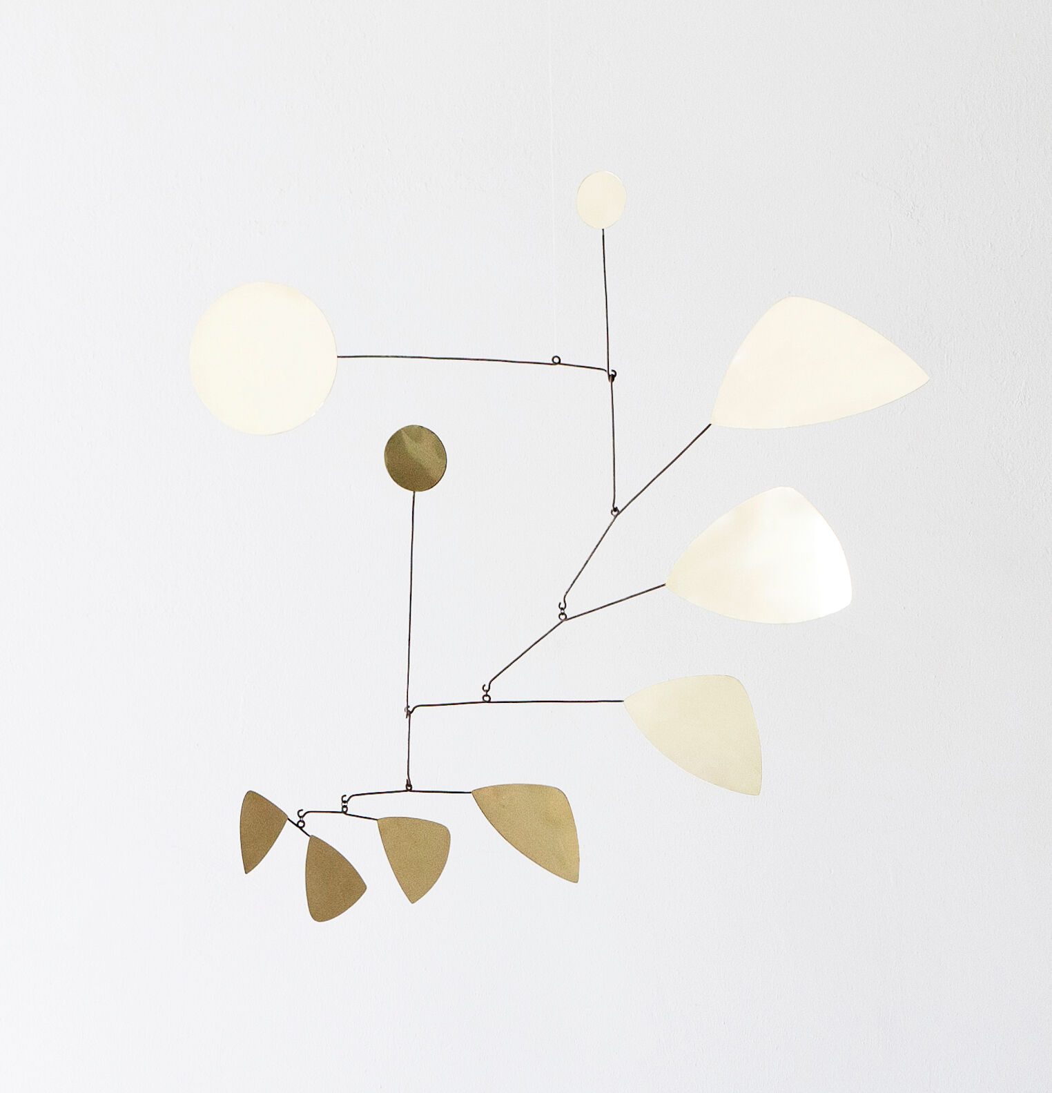 Mobile modernist brass XXL 120x115cm