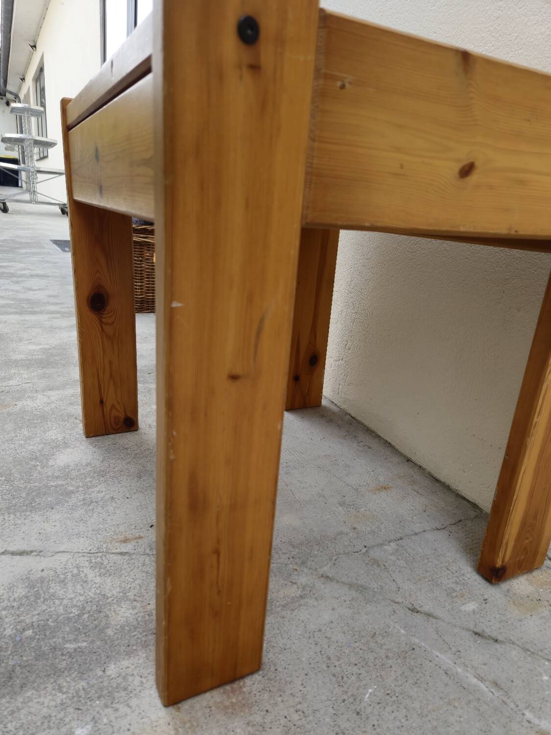 Regain bedside table in vintage pine