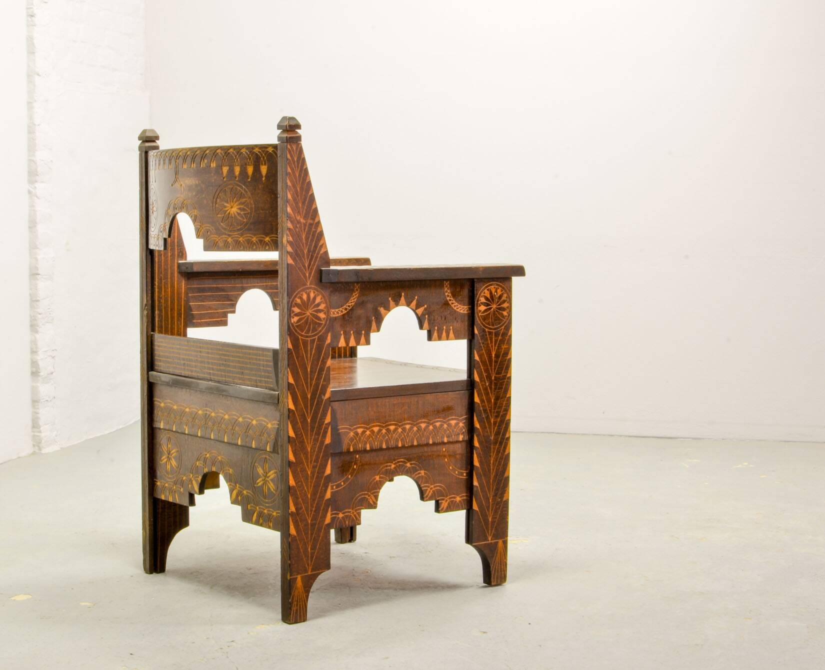 Set of Middle East Design Carved Wooden Moorish Decorated Side Chairs 1950s
